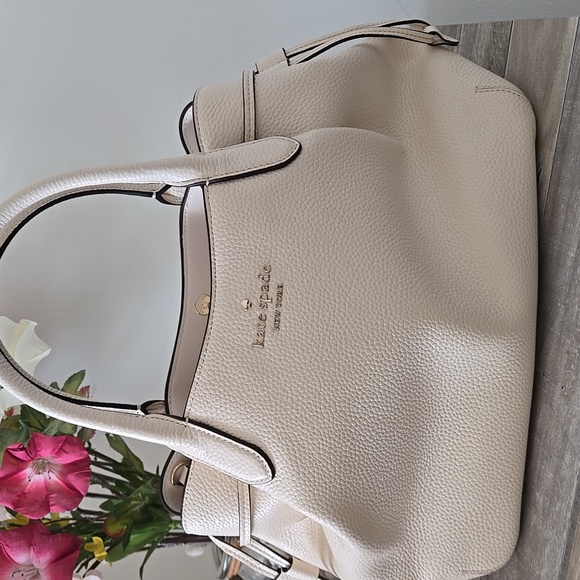 Kate Spade Ivory Satchel Bag - Picture 10 of 11